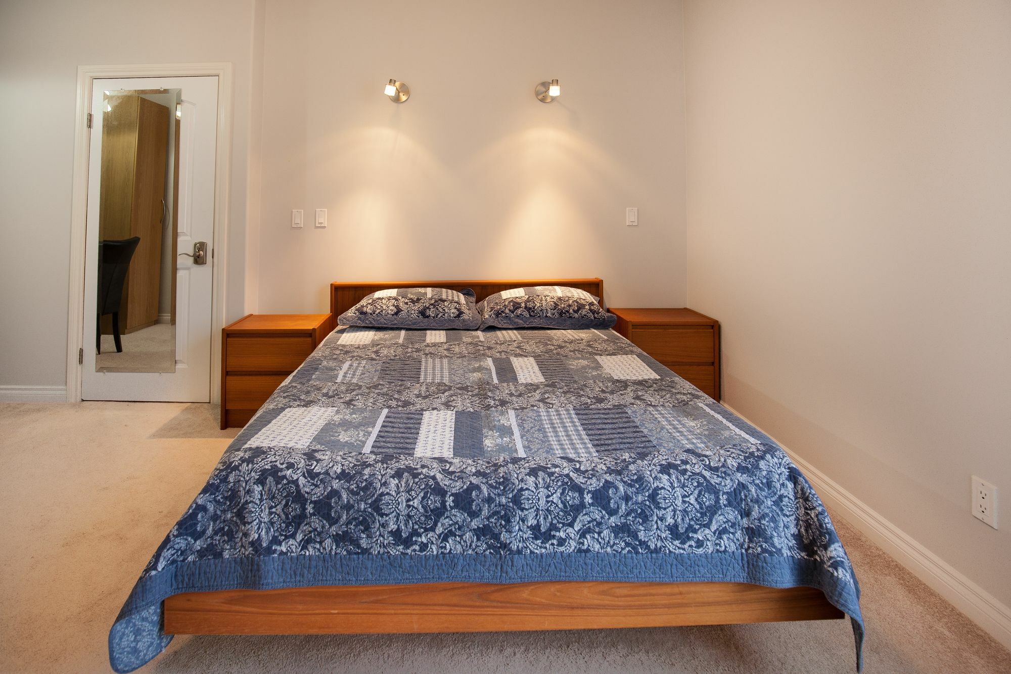 Rant And Roar B&B Saskatoon Esterno foto
